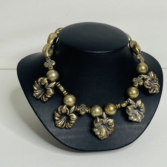 Vintage Pauline Rader Silver Tone Choker Necklace Dimensional Large Flowers - Picture 2 of 5